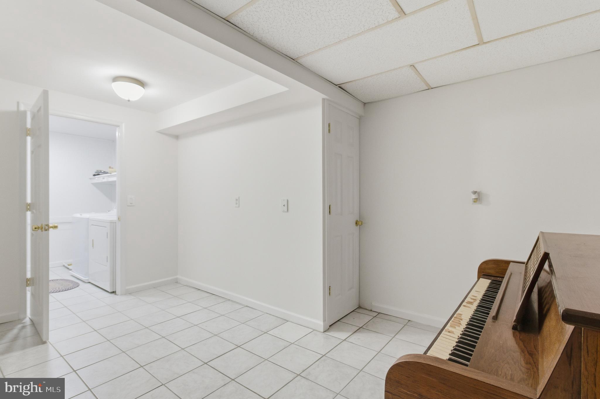 9845 Moyer Road Damascus, MD 20872 - Photo 29 of 32 a view of room with window