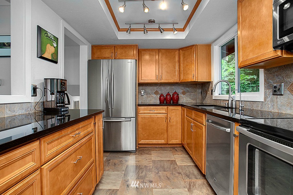 17518 24th Avenue Southeast Bothell, WA 98012 - Photo 6 of 20