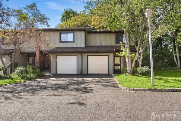 $3,300 | 188 Heywood Court, Matawan, NJ 07747