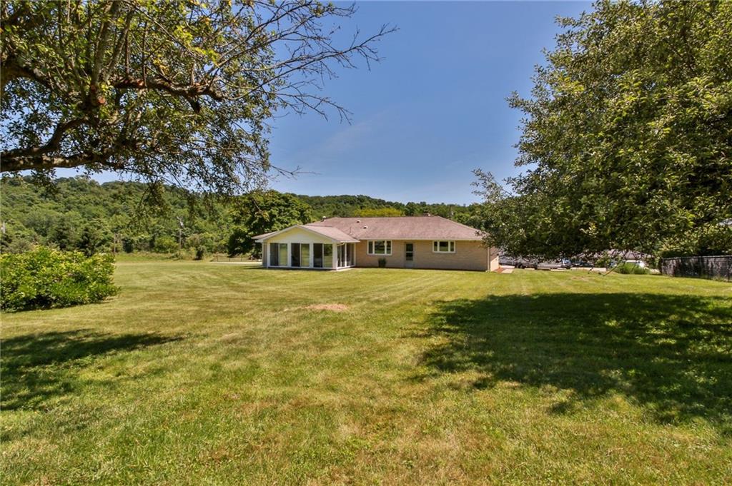 1379 Venetia Road Eighty Four, PA 15330 - Photo 3 of 22