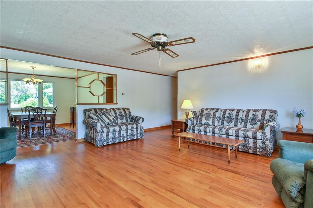 1379 Venetia Road Eighty Four, PA 15330 - Photo 9 of 22