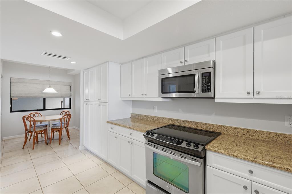 1425 Gulf Of Mexico Drive, Unit 408 Longboat Key, FL 34228 - Photo 19 of 45