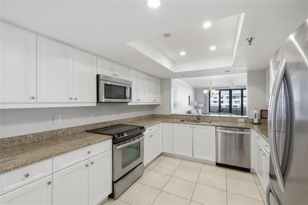 1425 Gulf Of Mexico Drive, Unit 408 Longboat Key, FL 34228 - Photo 20 of 45