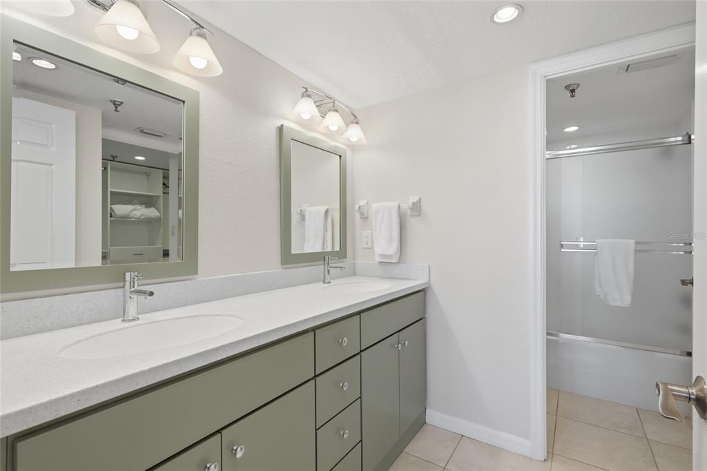 1425 Gulf Of Mexico Drive, Unit 408 Longboat Key, FL 34228 - Photo 28 of 45