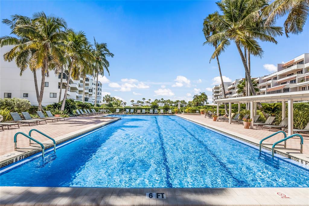 1425 Gulf Of Mexico Drive, Unit 408 Longboat Key, FL 34228 - Photo 41 of 45