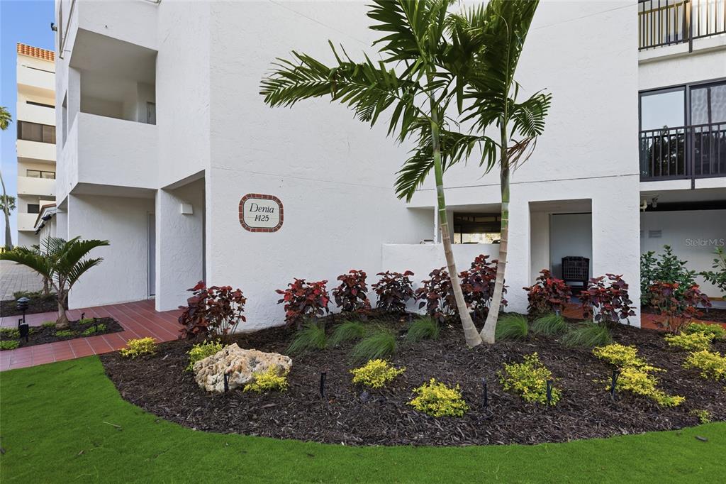 1425 Gulf Of Mexico Drive, Unit 408 Longboat Key, FL 34228 - Photo 5 of 45