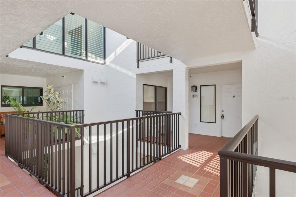 1425 Gulf Of Mexico Drive, Unit 408 Longboat Key, FL 34228 - Photo 6 of 45