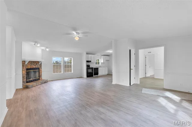 $189,900 | 37 Kyle Drive, Benton, MO 63736