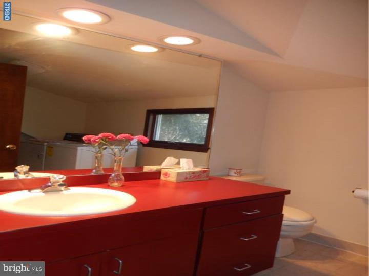 5240 Lake Road Newfield, NJ 08344 - Photo 18 of 24 Bathroom