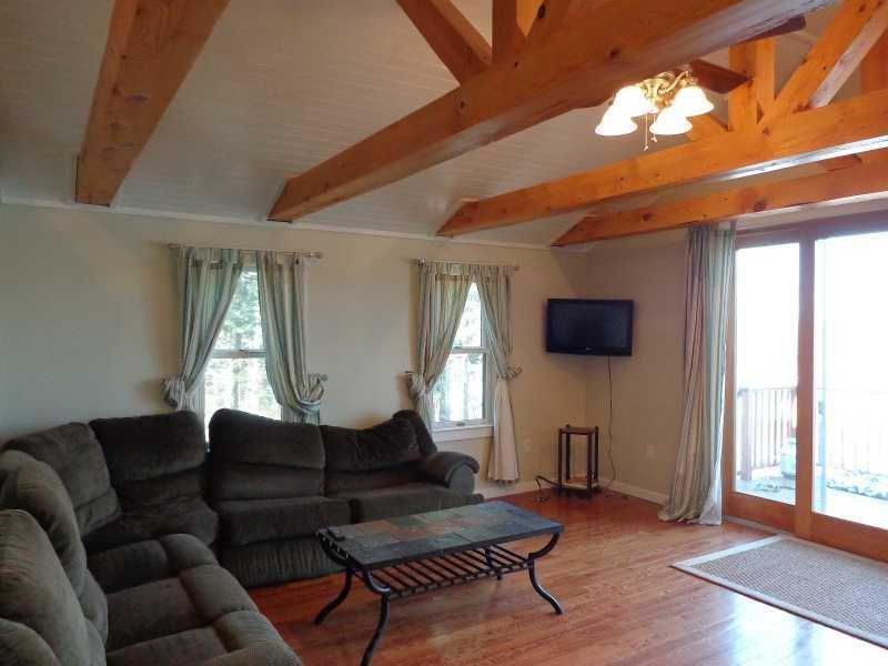 135 Harrington Cove Road St. George, ME 04859 - Photo 10 of 27 Living Room.