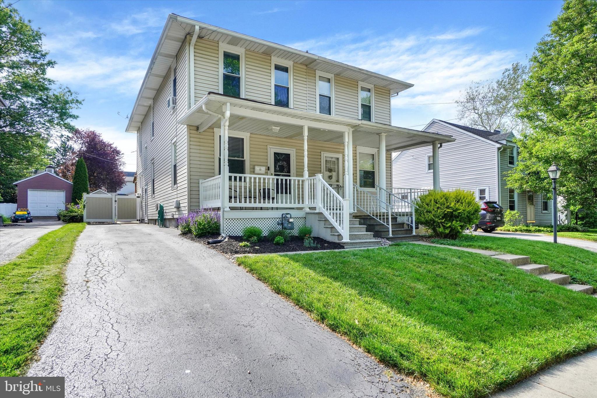 134 North Findlay Street York, PA 17402 - Photo 2 of 18