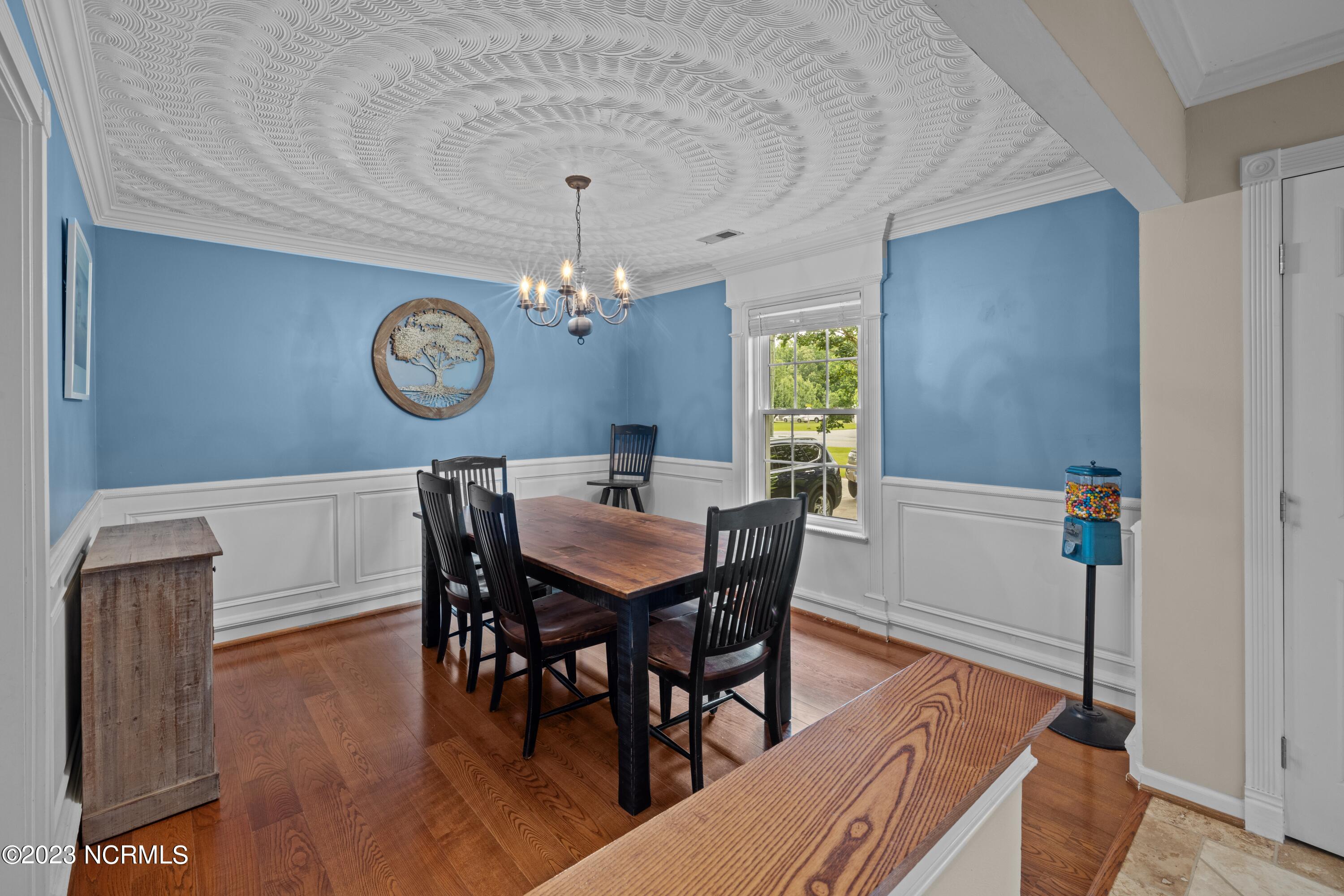 2334 Tulls Creek Road Moyock, NC 27958 - Photo 12 of 22 dining room