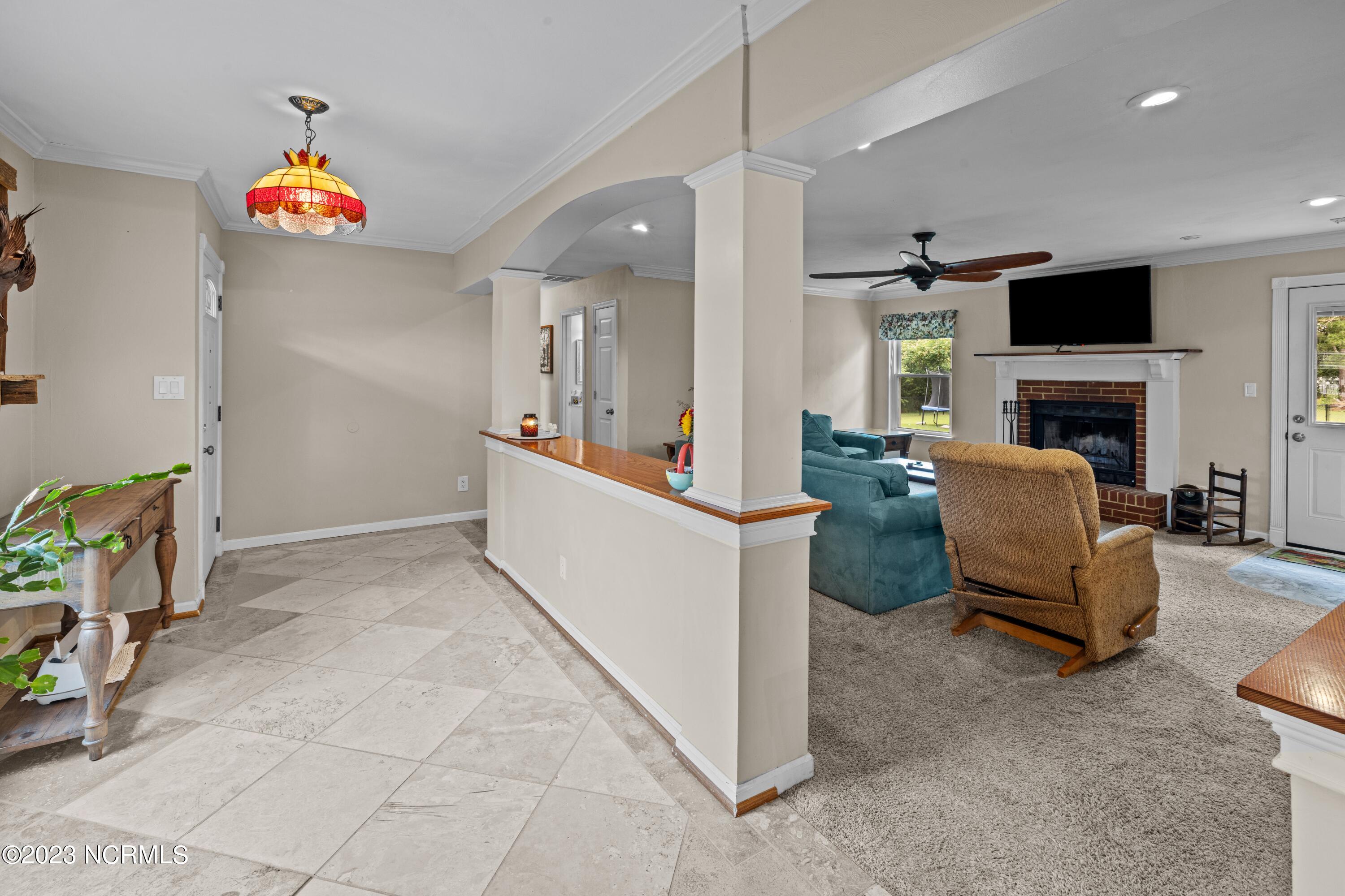 2334 Tulls Creek Road Moyock, NC 27958 - Photo 13 of 22 foyer2