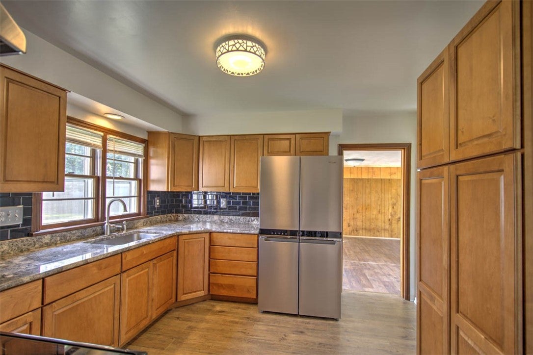 2310 South Lost Bridge Road Decatur, IL 62521 - Photo 19 of 33 Gallery Image 19