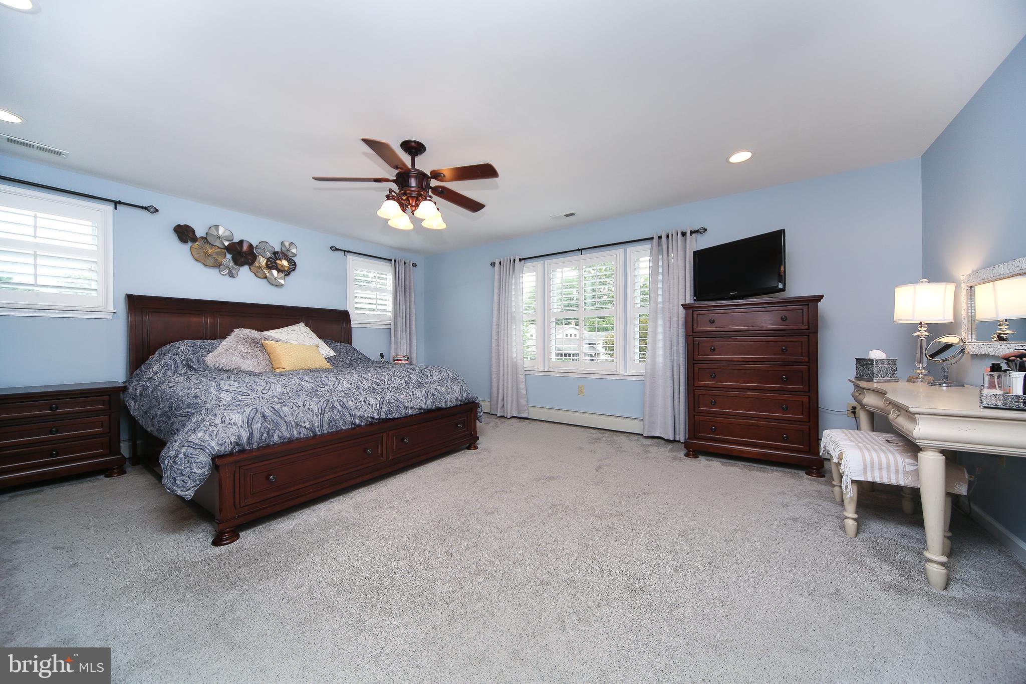 17 Edgemere Drive Yardley, PA 19067 - Photo 14 of 29 Owners Bedroom