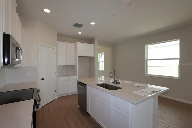 $464,990 | 6711 Yellow Warbler Bend, St. Cloud, FL 34773