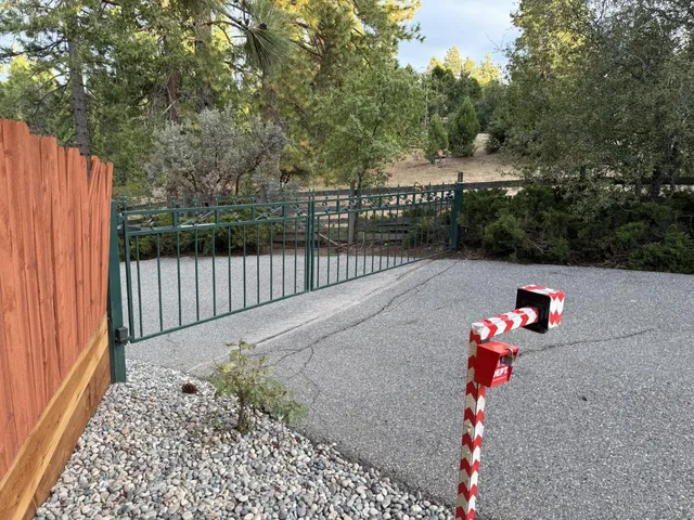 $925,000 | 52038 Road 426, Oakhurst, CA 93644