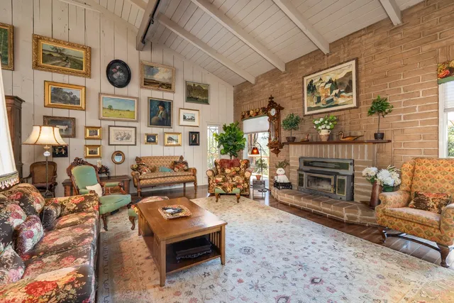 $925,000 | 52038 Road 426, Oakhurst, CA 93644