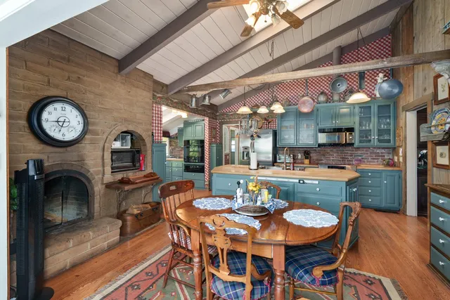 $925,000 | 52038 Road 426, Oakhurst, CA 93644