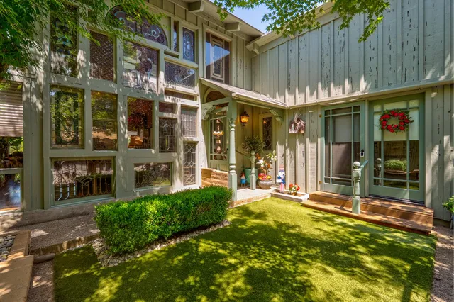 $925,000 | 52038 Road 426, Oakhurst, CA 93644