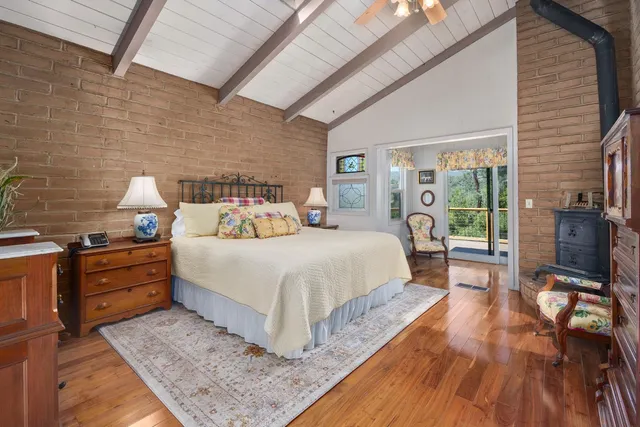 $925,000 | 52038 Road 426, Oakhurst, CA 93644