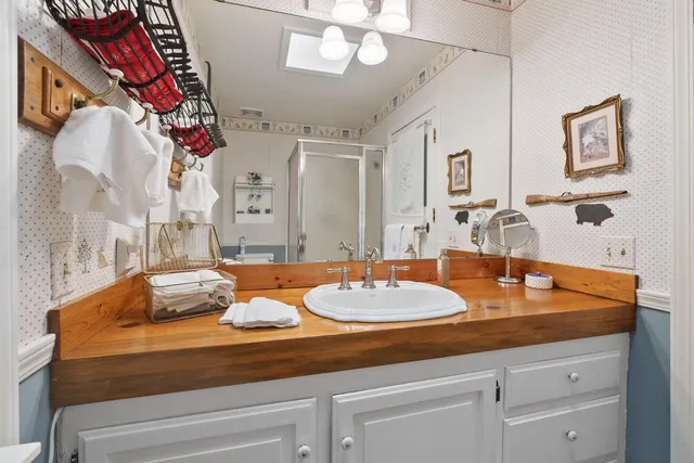 $925,000 | 52038 Road 426, Oakhurst, CA 93644