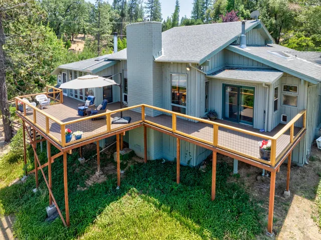 $925,000 | 52038 Road 426, Oakhurst, CA 93644