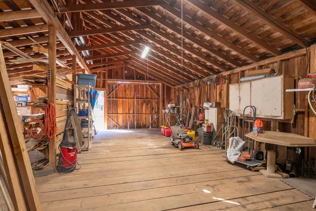 $925,000 | 52038 Road 426, Oakhurst, CA 93644