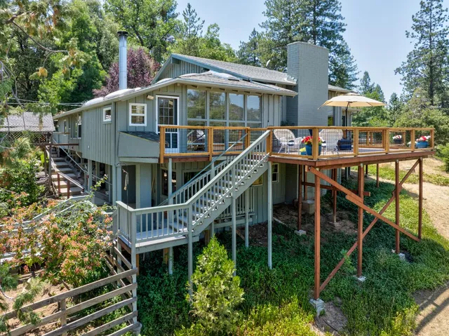 $925,000 | 52038 Road 426, Oakhurst, CA 93644