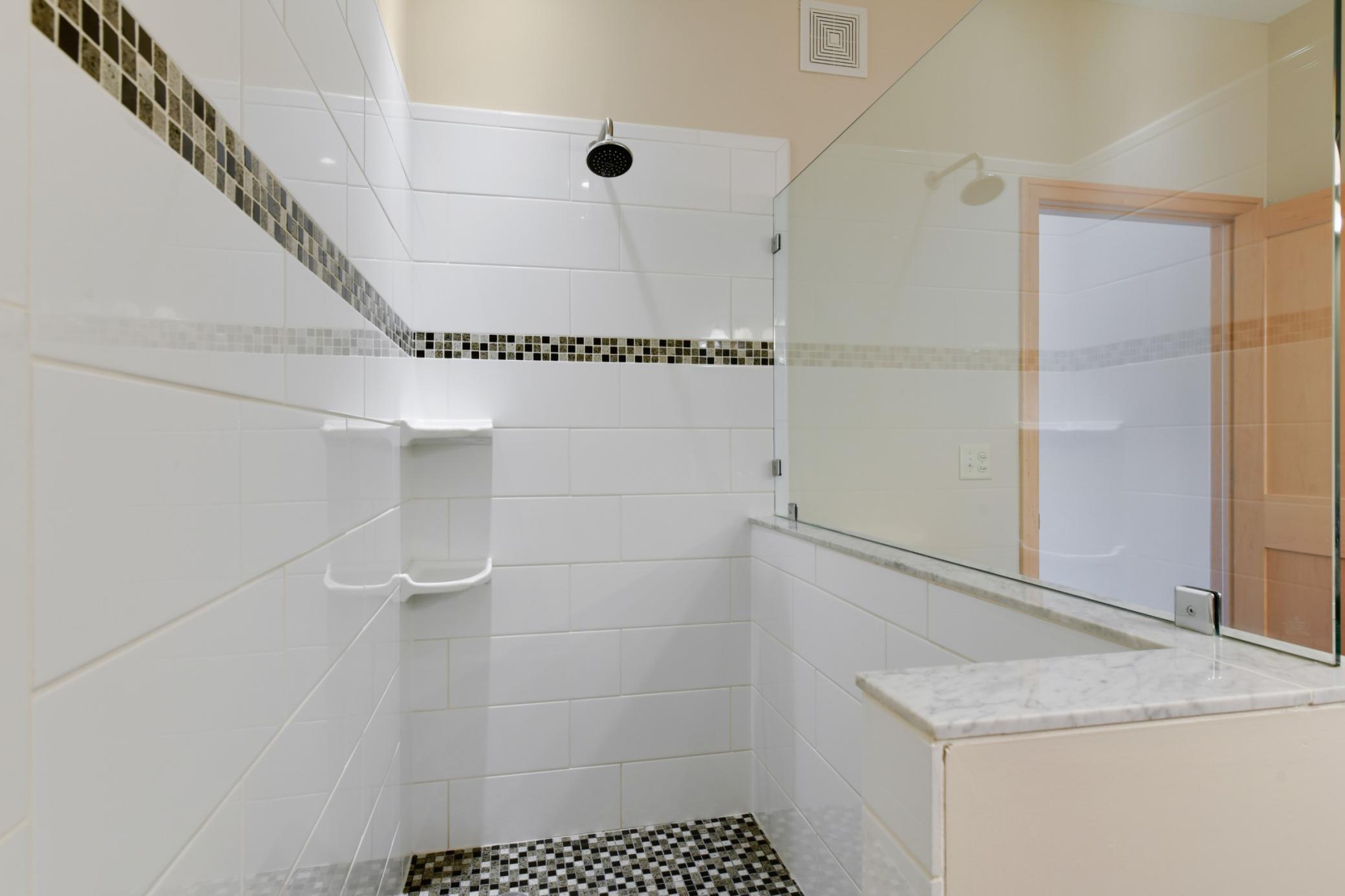 312 Spring Street, Unit 301 St. Paul, MN 55102 - Photo 23 of 37 Gallery Image 23