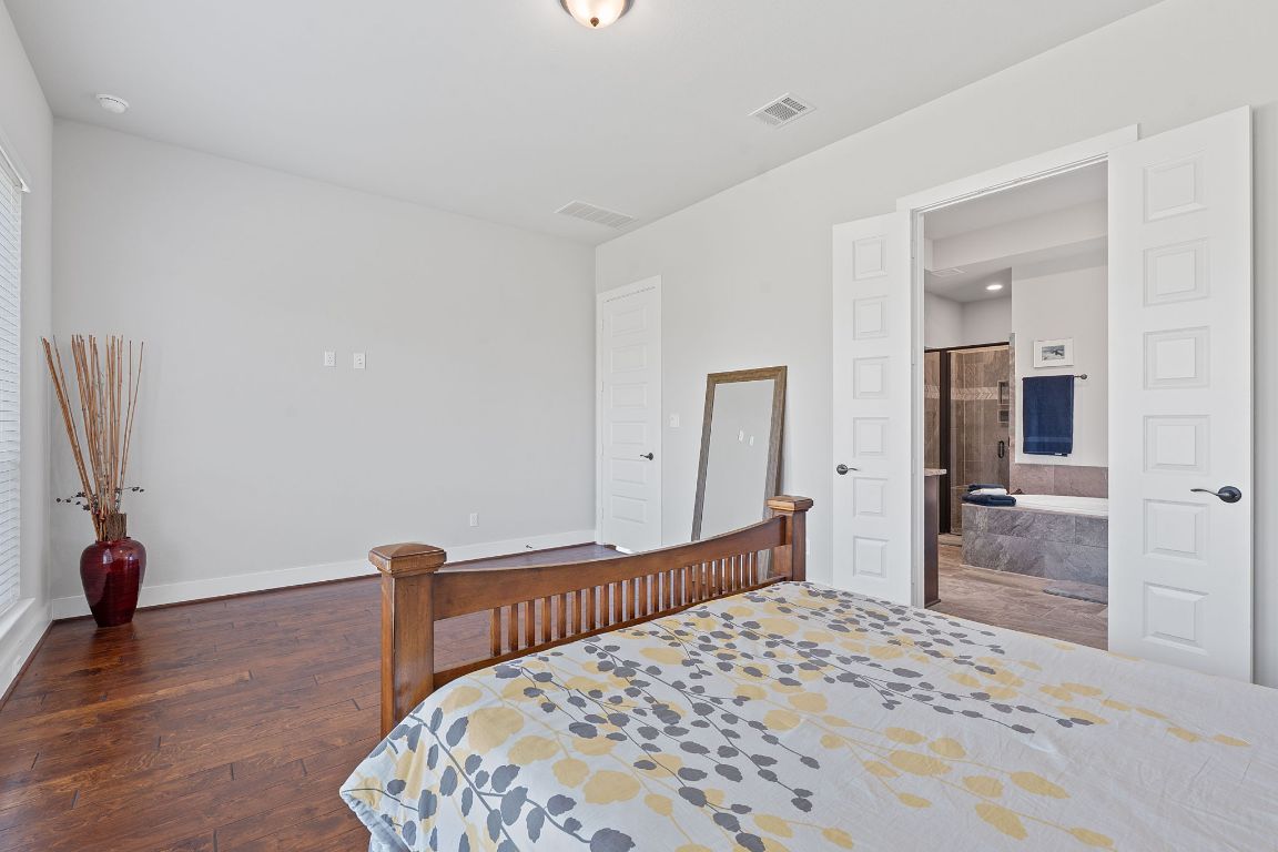 164 Mary Cornelia Cove Buda, TX 78610 - Photo 20 of 33