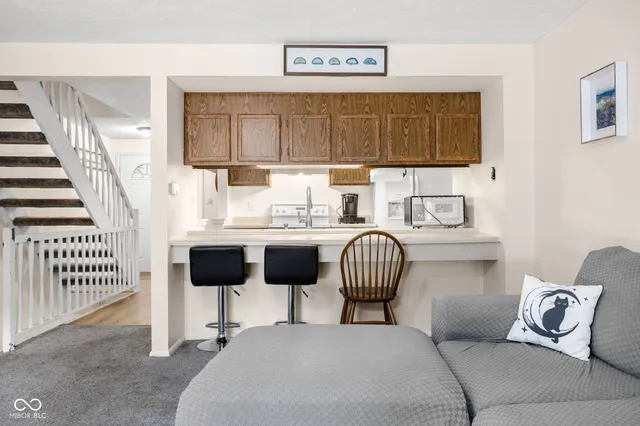 $185,000 | 11529 Sunset Cove Lane, Unit 11529, Indianapolis, IN 46236