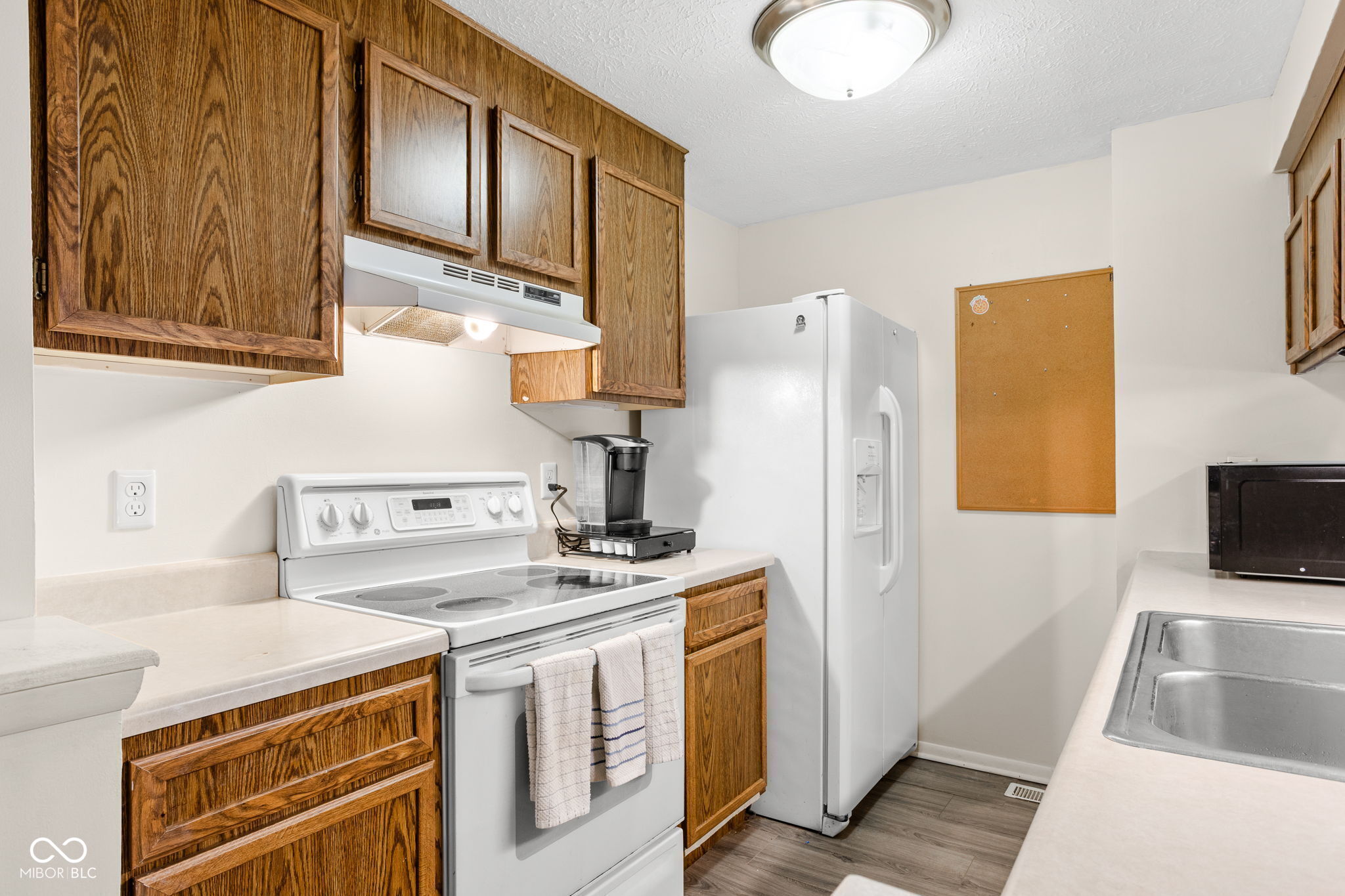 11529 Sunset Cove Lane, Unit 11529 Indianapolis, IN 46236 - Photo 15 of 32