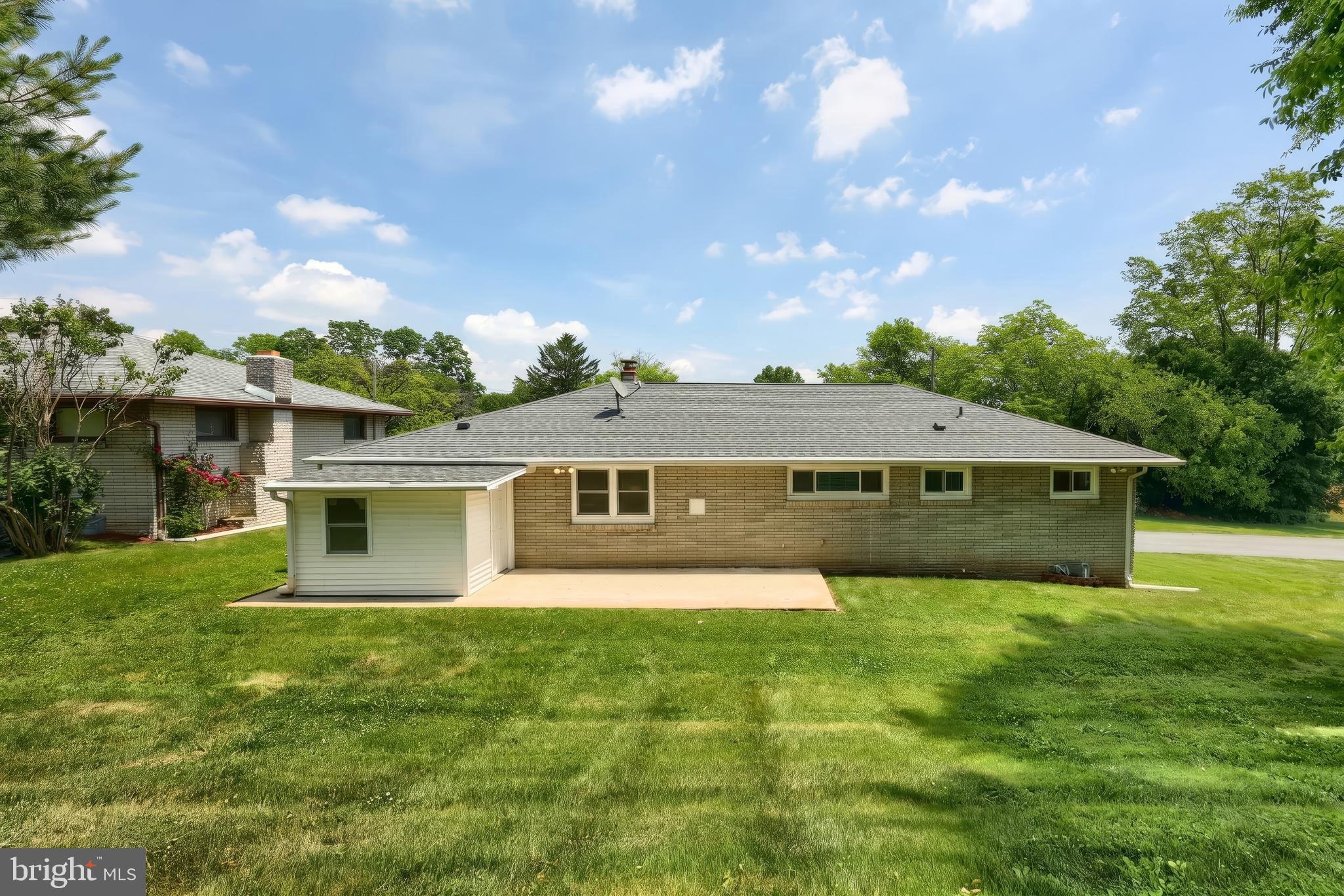 620 Memory Lane Red Lion, PA 17356 - Photo 2 of 36