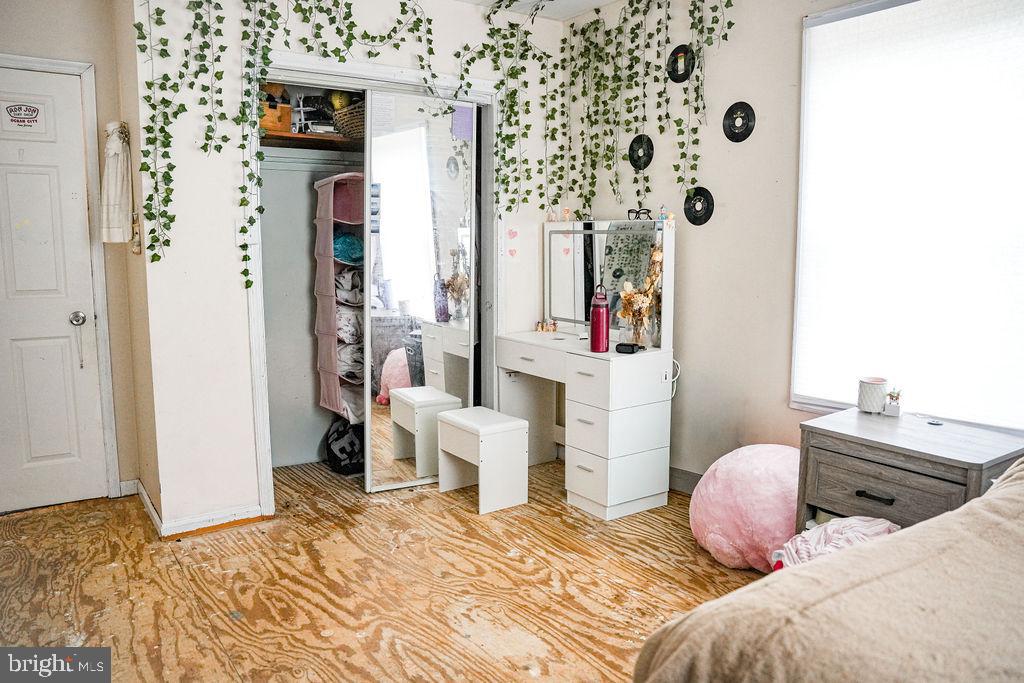 76 Northville Road Bridgeton, NJ 08302 - Photo 57 of 63 a bedroom with a bed and a lamp