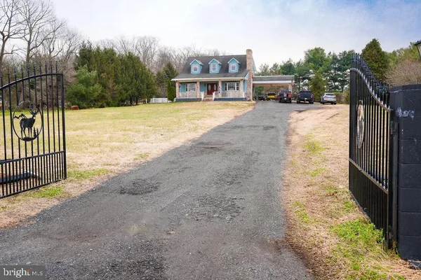 a view of a house with a outdoor space