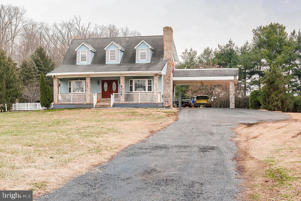 76 Northville Road Bridgeton, NJ 08302 - Photo 8 of 63 a front view of a house with a yard