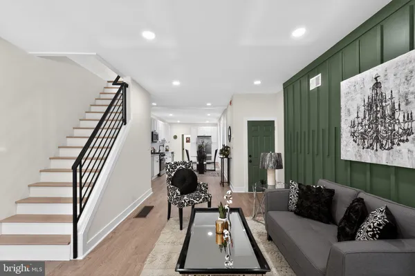 $379,900 | 749 South 52nd Street, Philadelphia, PA 19143