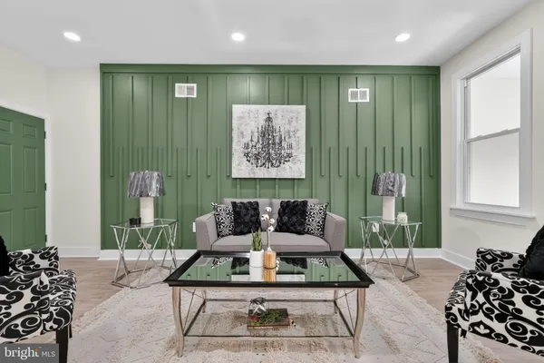 $379,900 | 749 South 52nd Street, Philadelphia, PA 19143