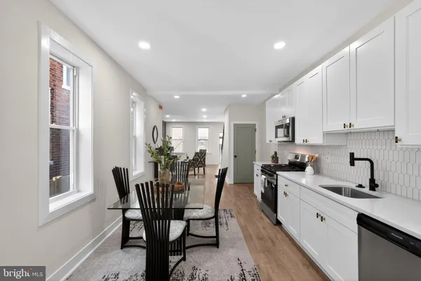 $379,900 | 749 South 52nd Street, Philadelphia, PA 19143