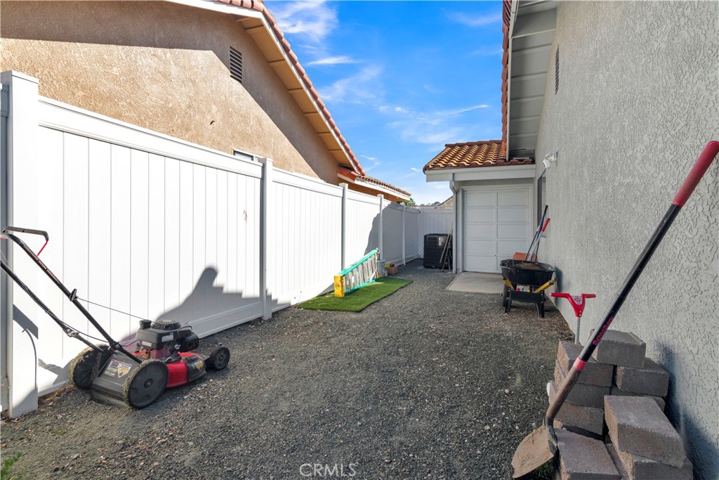 1806 Rambouillet Road Paso Robles, CA 93446 - Photo 36 of 40