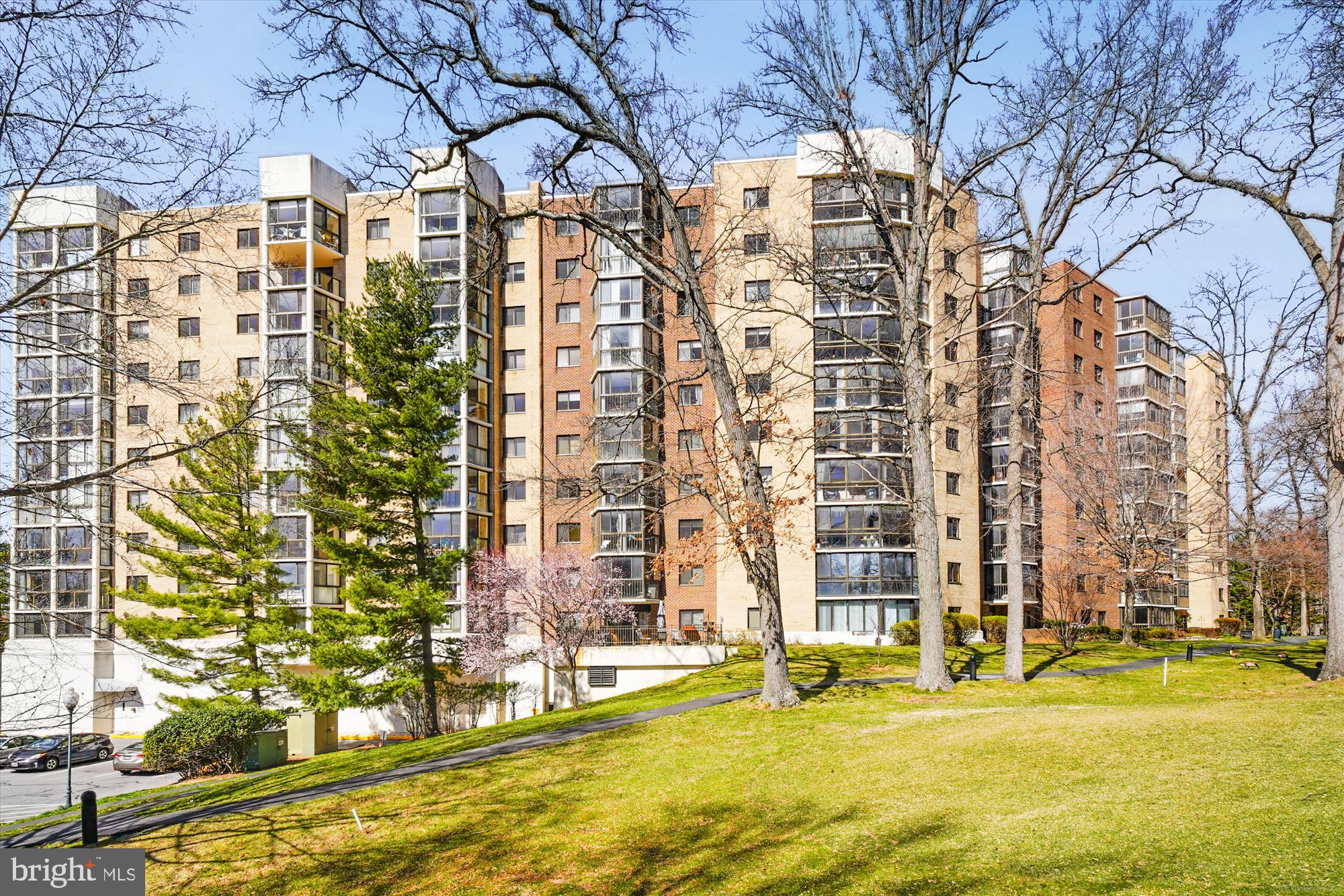 15107 Interlachen Drive, Unit 2916 Silver Spring, MD 20906 - Photo 15 of 30 The Greens of Leisure World Bldg 15107 Back Elevat