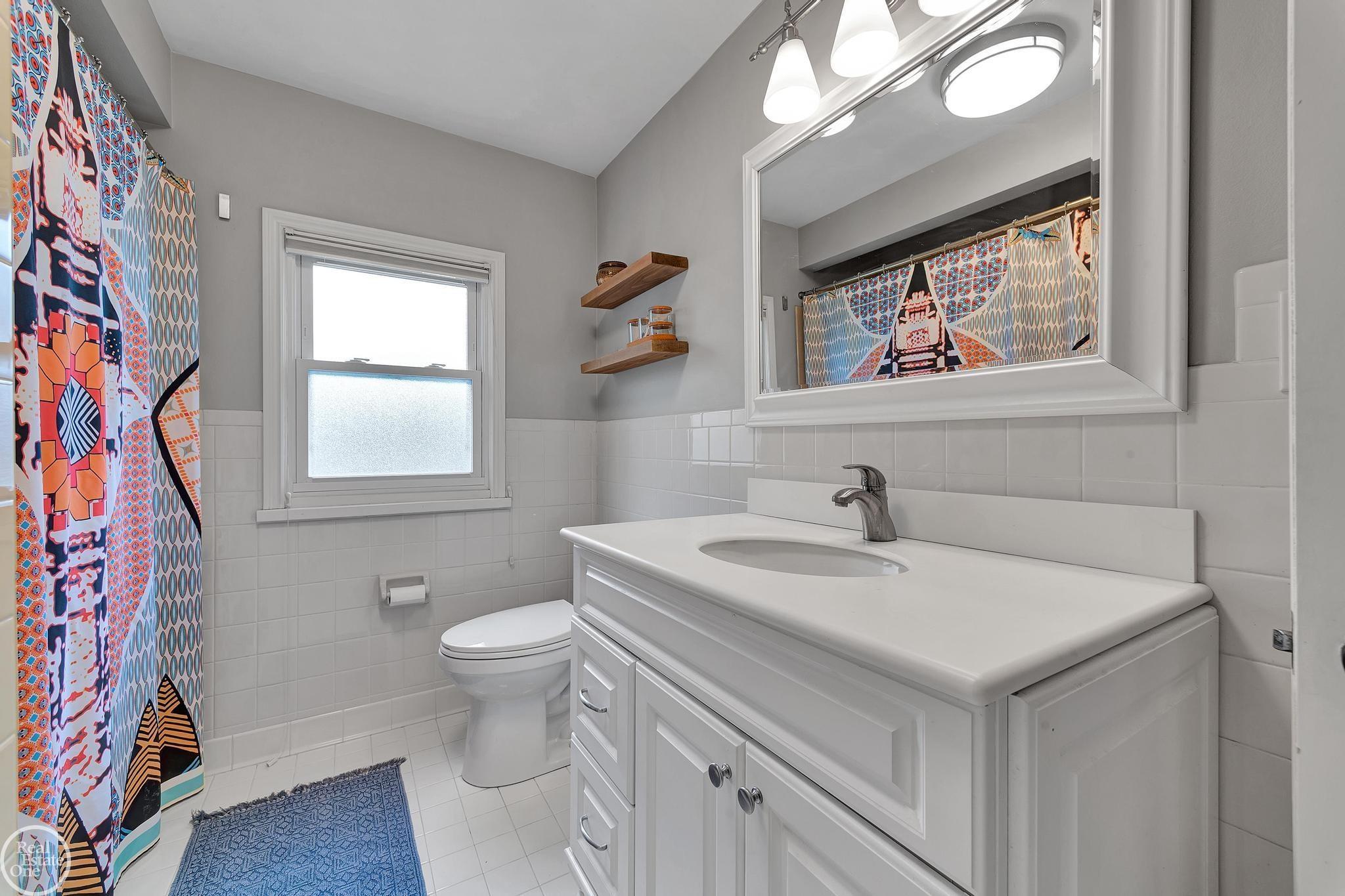951 Hampton Road Grosse Pointe, MI 48236 - Photo 35 of 85 50147430-e3772d28-7aee-46c5-82ad-b4bbddea9790.JPG