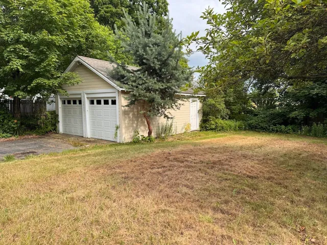 $2,300 | 26 Fowler Street, Keene, NH 03431