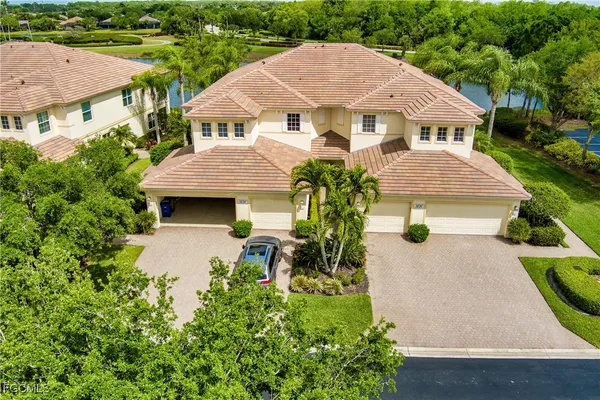 $5,500 | 3120 Meandering Way, Unit 202, Fort Myers, FL 33905