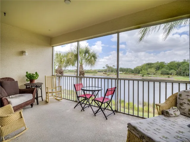 $6,000 | 3120 Meandering Way, Unit 202, Fort Myers, FL 33905