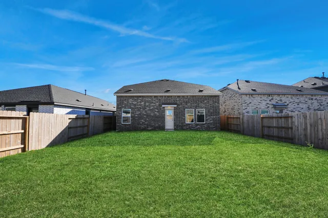 $2,400 | 2523 Night Emerald Drive, Rosharon, TX 77583