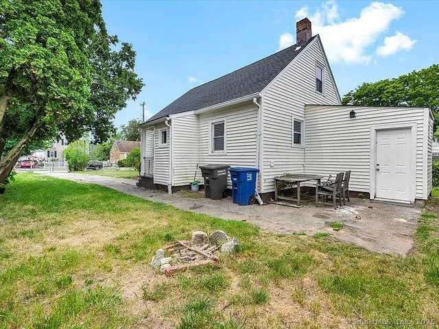 $339,000 | 182 Trumbull Avenue, Bridgeport, CT 06606