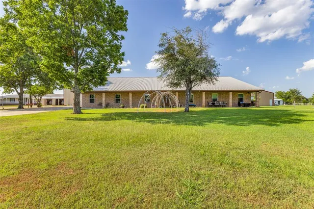 $3,950 | 1590 Farm Road 2352, Sumner, TX 75486