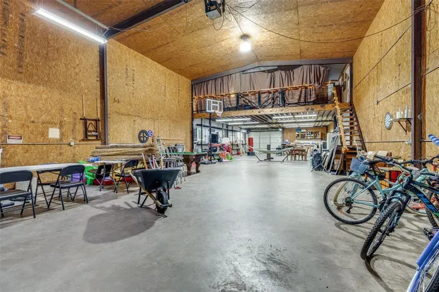 $3,950 | 1590 Farm Road 2352, Sumner, TX 75486